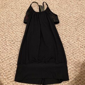 Lululemon workout top